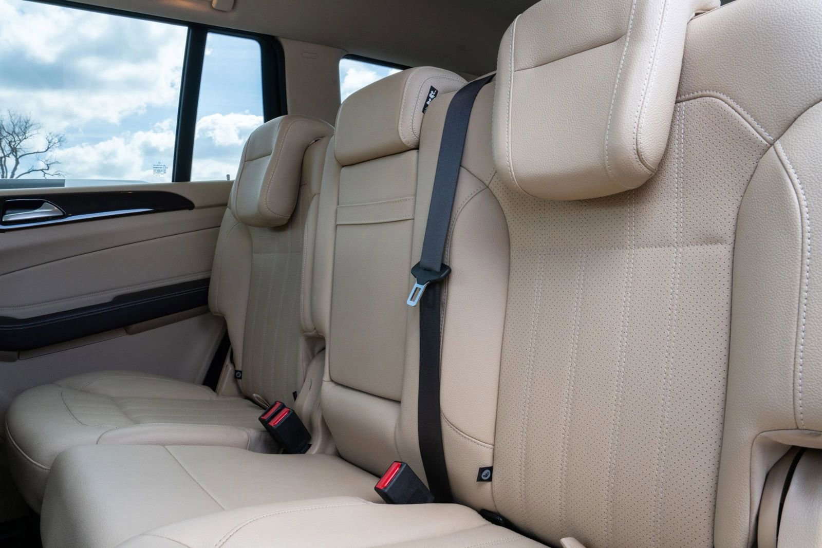 Used 2017 Mercedes-Benz GLS 450 4MATIC image 17