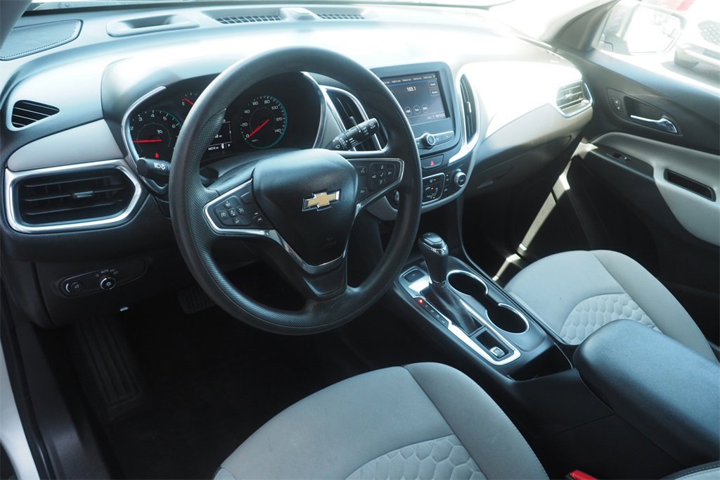 Used 2021 Chevrolet Equinox LS w/ LS Convenience Package image 10