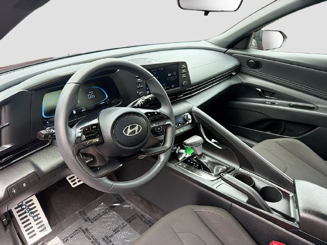 Certified 2026 Hyundai Elantra Sport FWD image 10