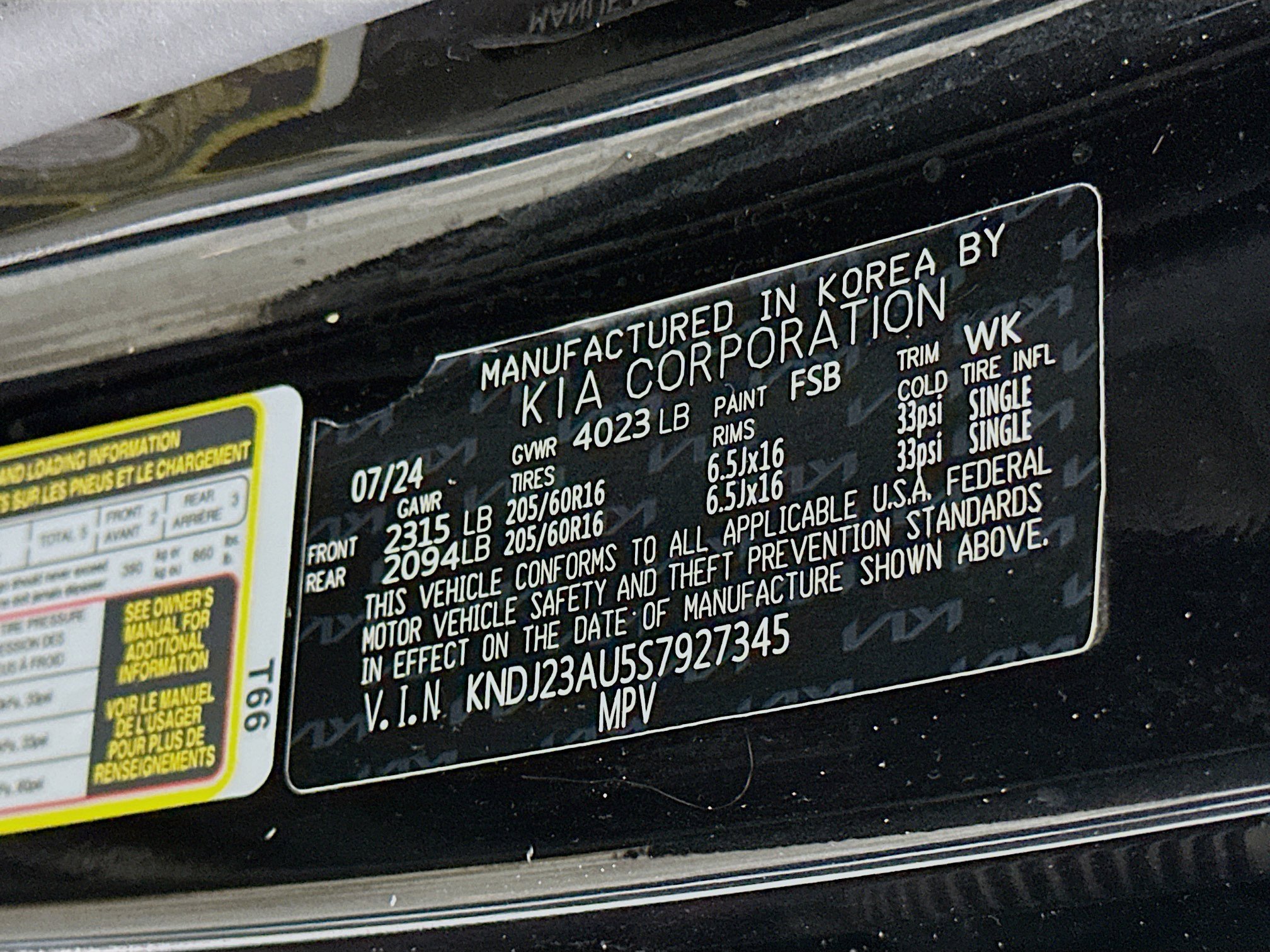 Used 2025 Kia Soul LX w/ LX Technology Package image 12