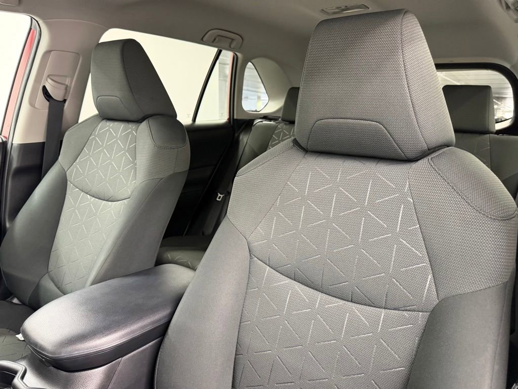 Certified 2021 Toyota RAV4 XLE w/ XLE Grade Weather Package FWD image 24