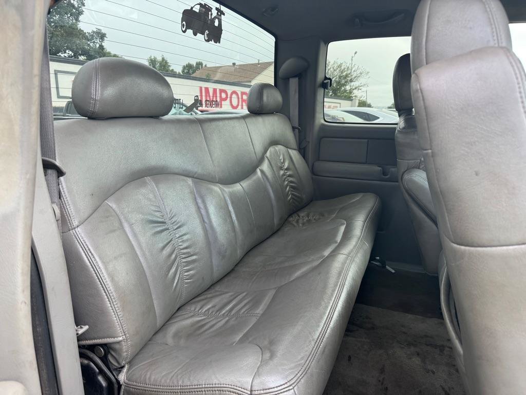 Used 2000 Chevrolet Silverado 1500 LT AWD/4WD image 4