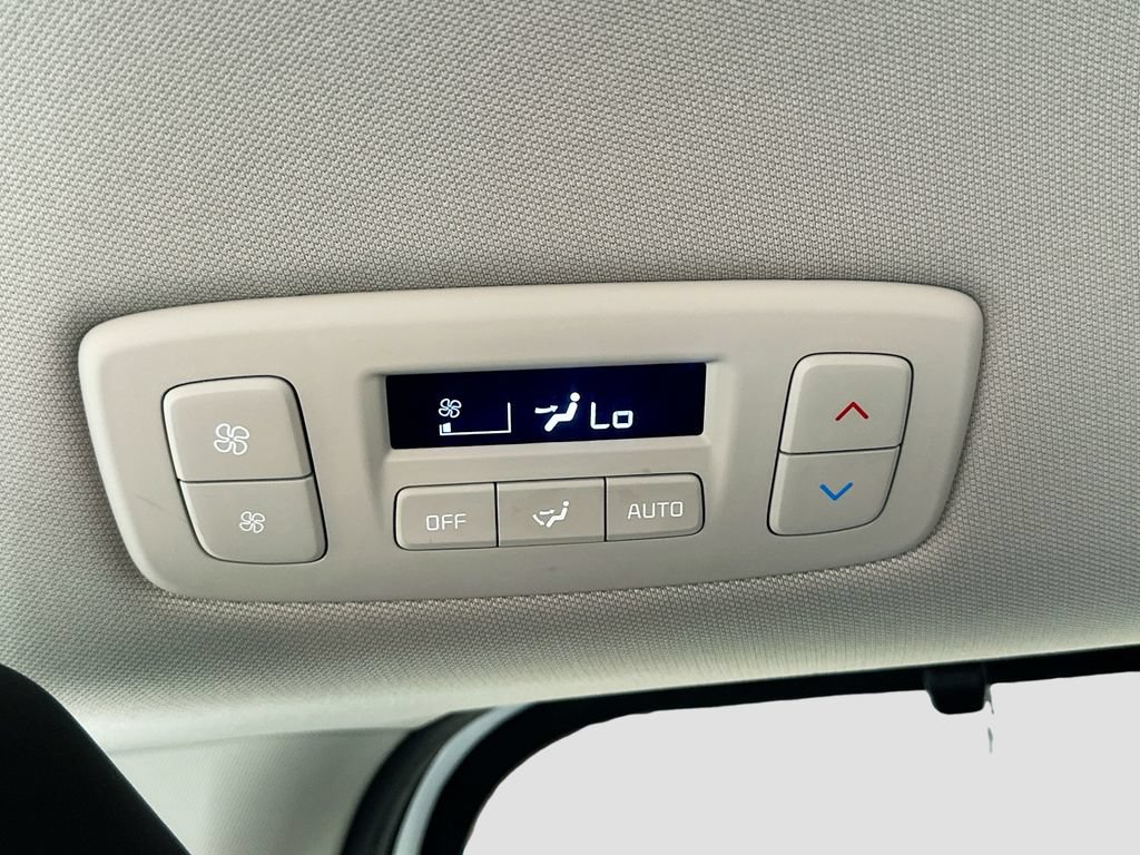 Certified 2024 Kia Carnival EX FWD image 25