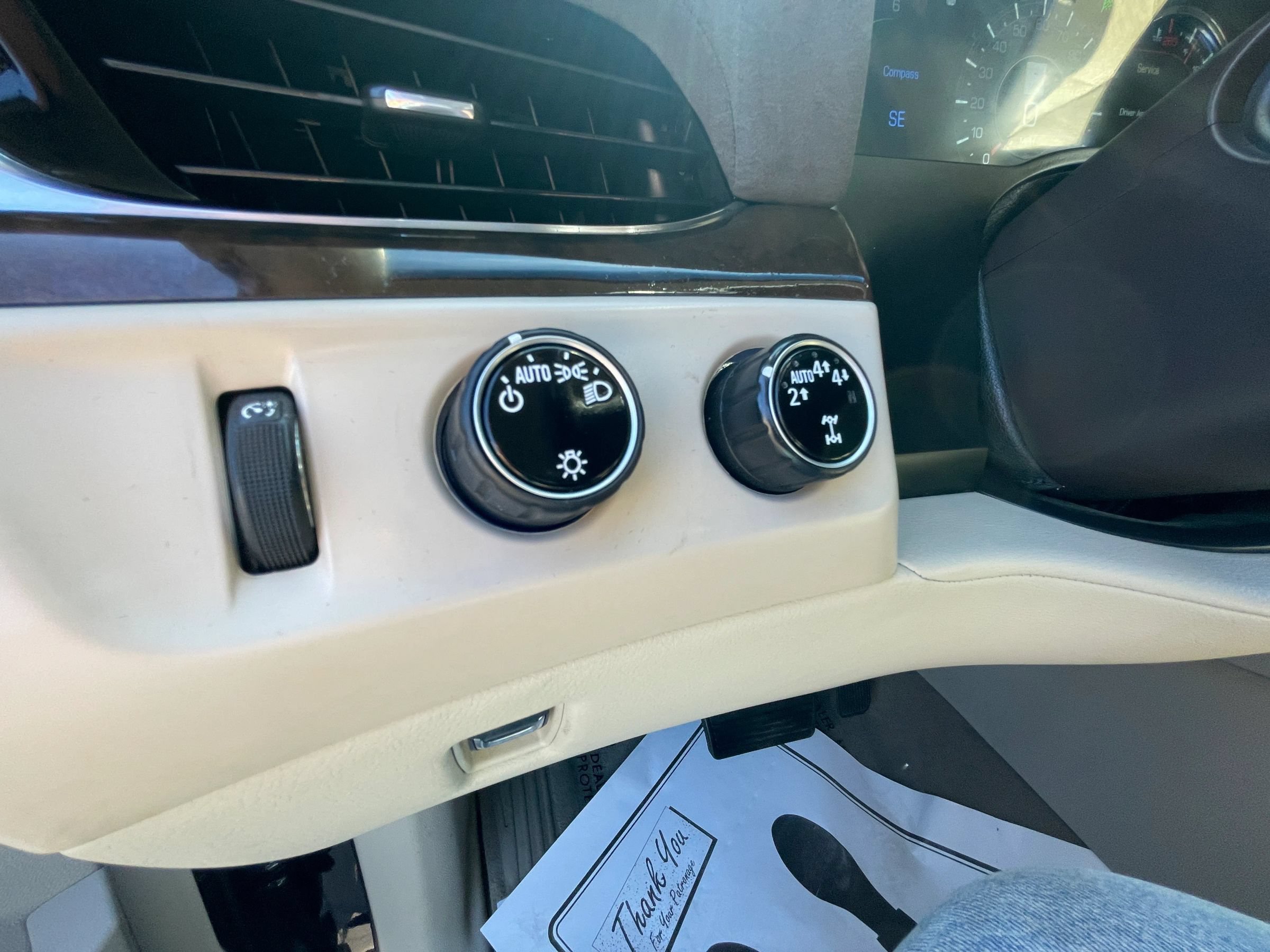 Used 2017 Cadillac Escalade Premium Luxury AWD/4WD image 14