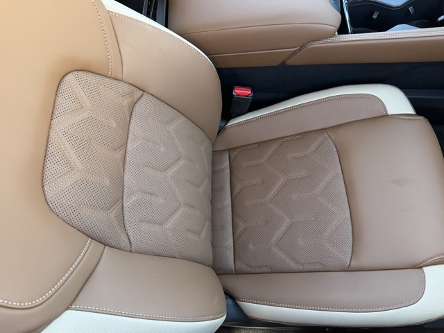 New 2026 Nissan Pathfinder Platinum AWD/4WD image 14