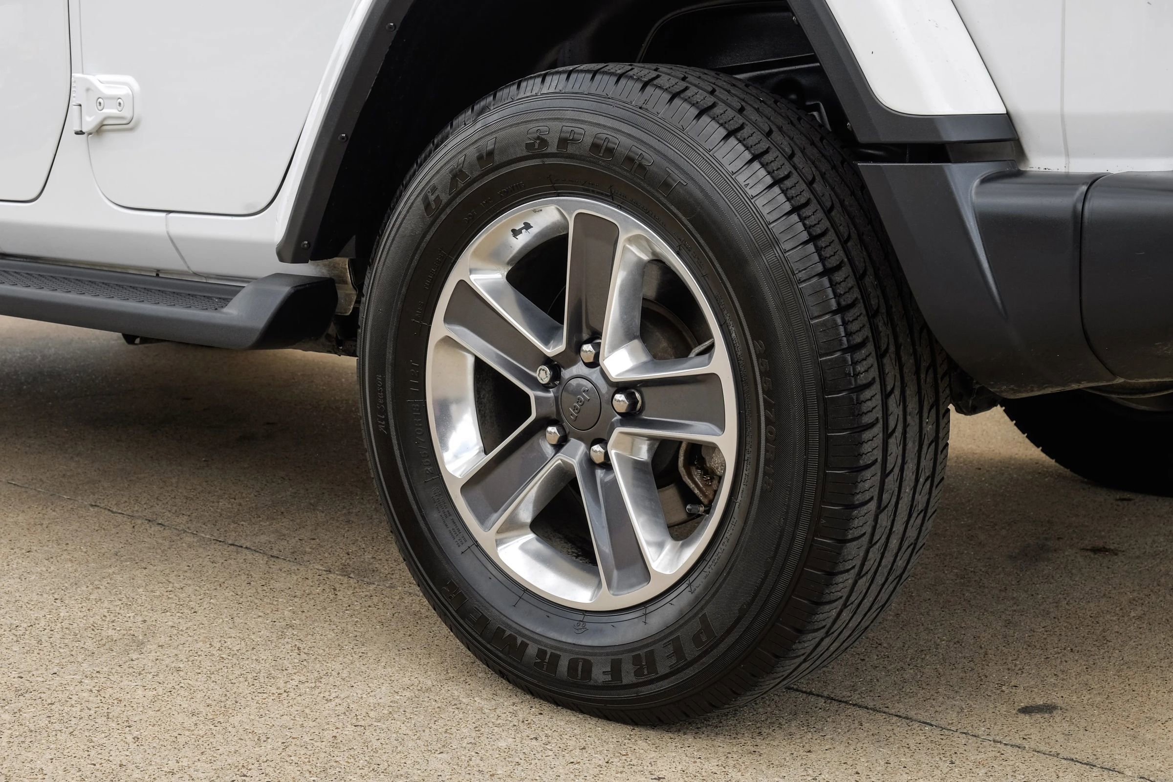 Used 2020 Jeep Wrangler Unlimited Sahara image 52