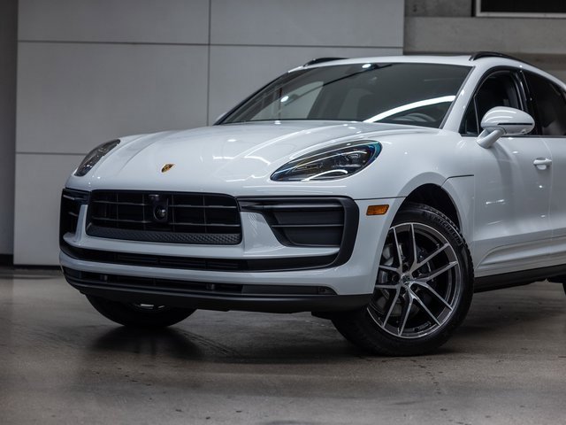 New 2026 Porsche Macan image 20