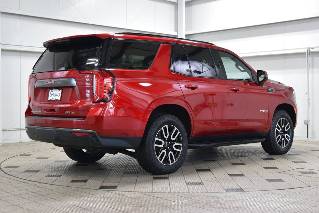 Used 2024 GMC Yukon AT4 AWD/4WD image 8