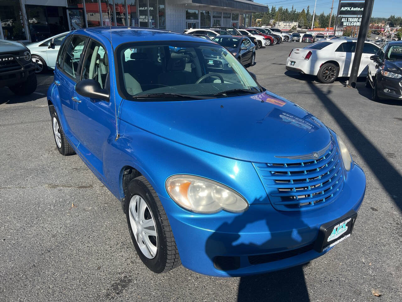 Used 2008 Chrysler PT Cruiser image 9