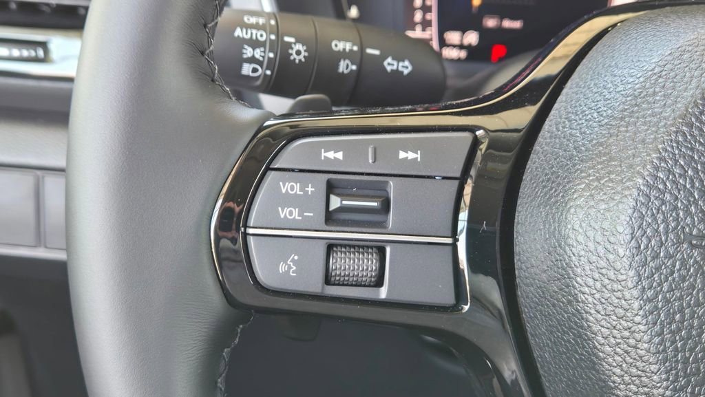 New 2026 Honda Pilot Touring image 16