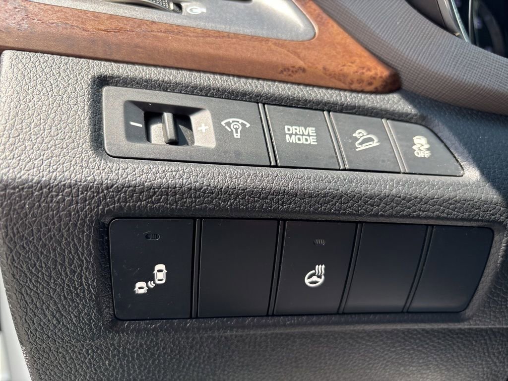 Used 2018 Hyundai Santa Fe Sport w/ 2.4L Tech Package 04 image 29