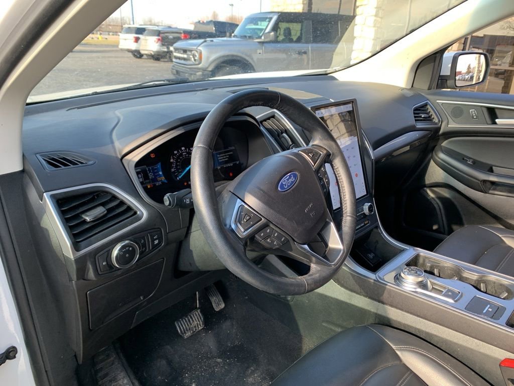 Certified 2024 Ford Edge SEL w/ Convenience Package AWD/4WD image 24