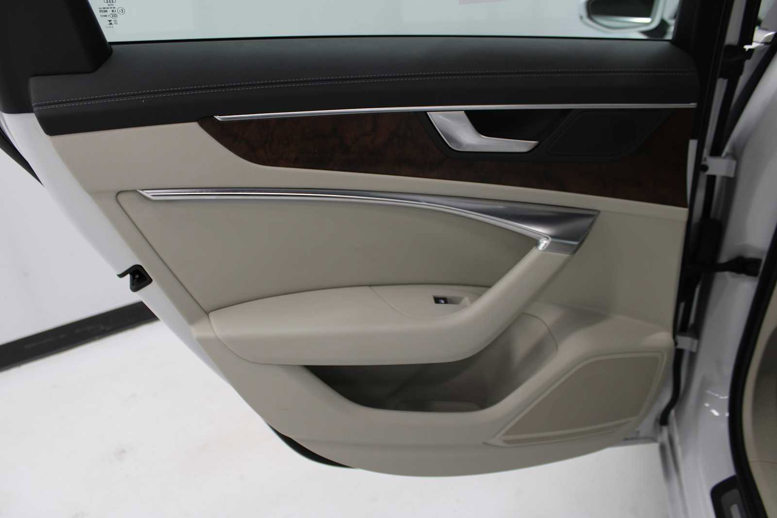 Used 2023 Audi A6 Premium w/ Convenience Package image 36