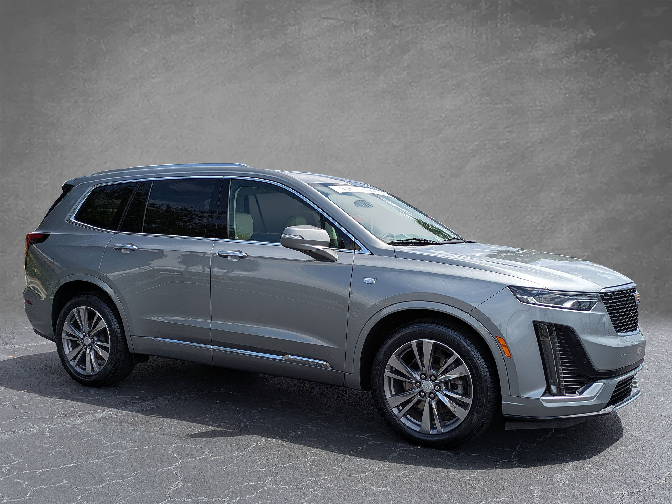 Certified 2024 Cadillac XT6 Premium Luxury FWD image 7
