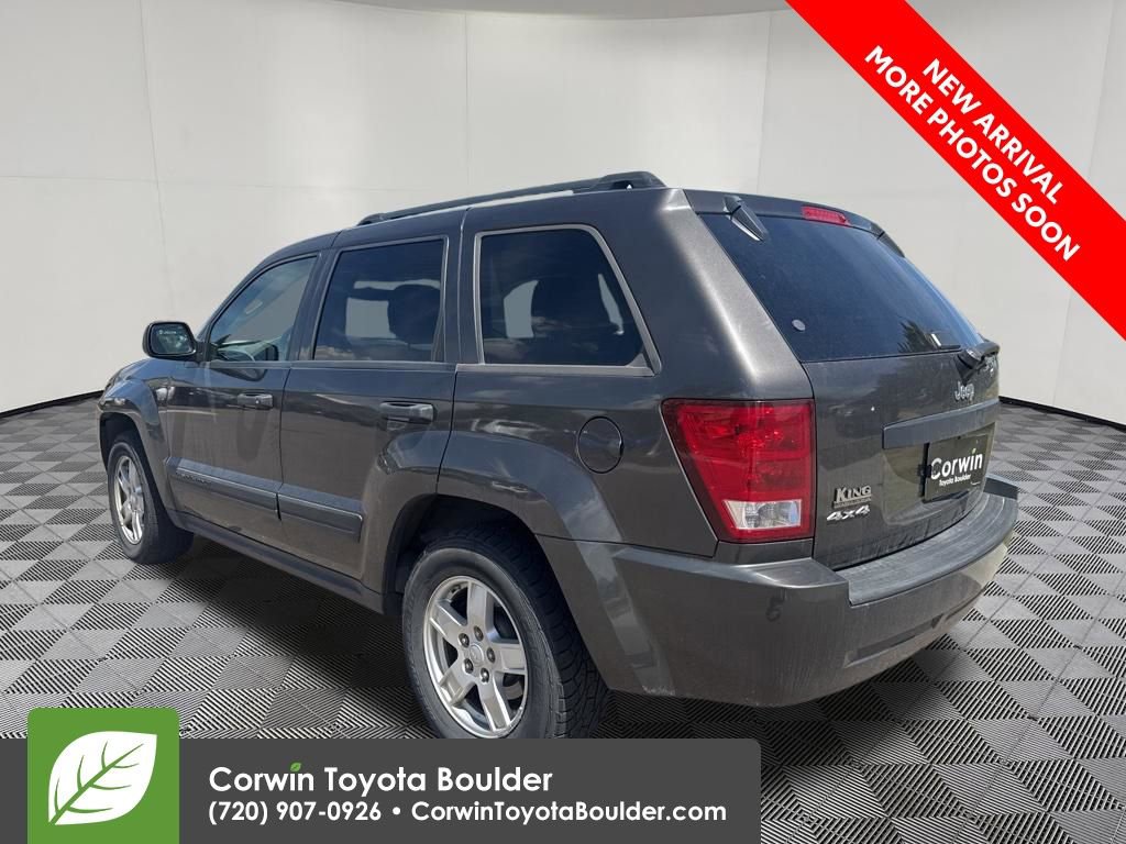 Used 2005 Jeep Grand Cherokee Laredo AWD/4WD image 5