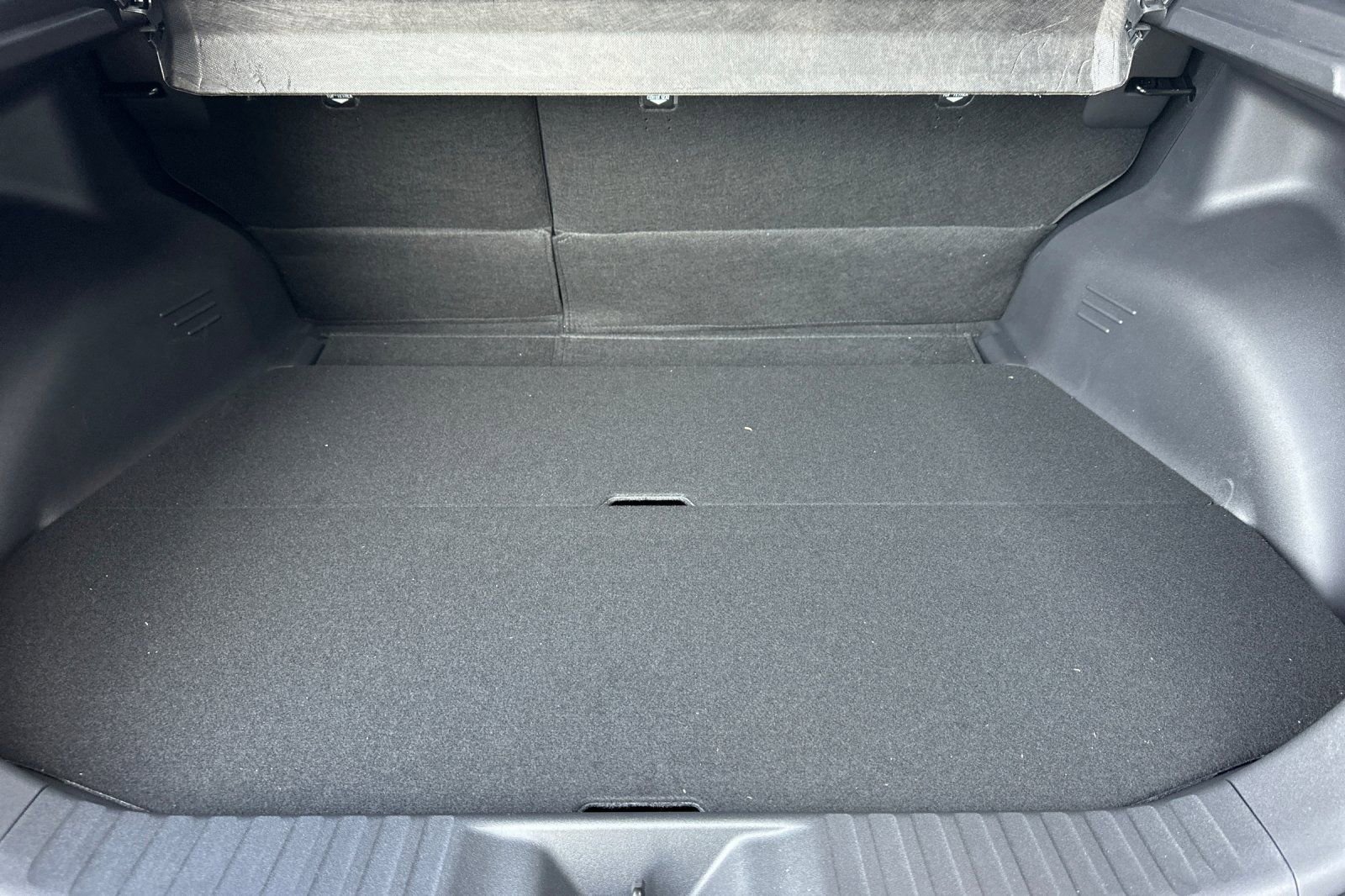 New 2026 Subaru Uncharted Premium FWD image 18