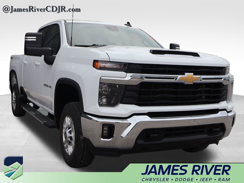 Used 2025 Chevrolet Silverado 2500 LT w/ Convenience Package image 6