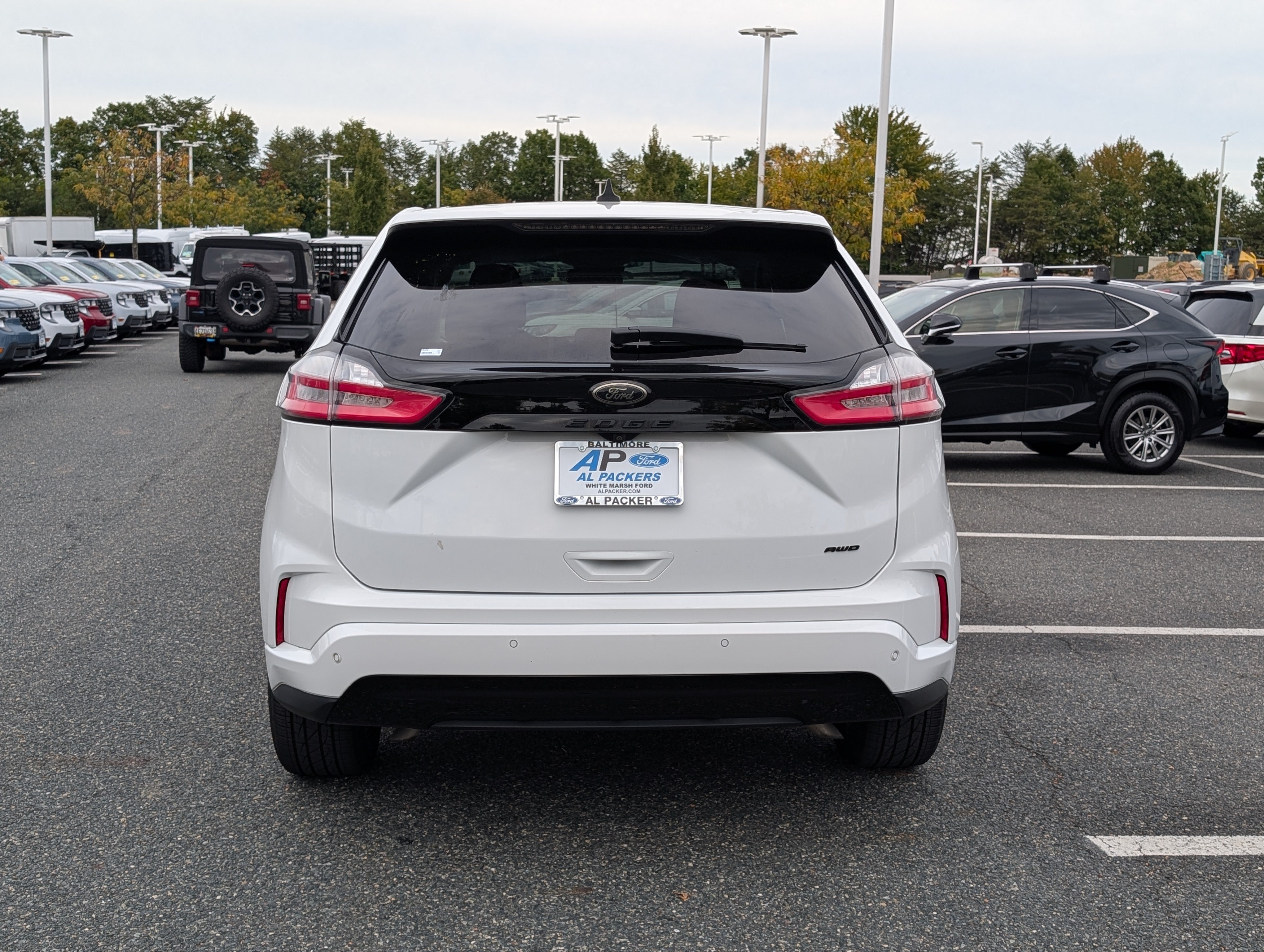 Used 2024 Ford Edge SE w/ Black Appearance Package AWD/4WD image 5
