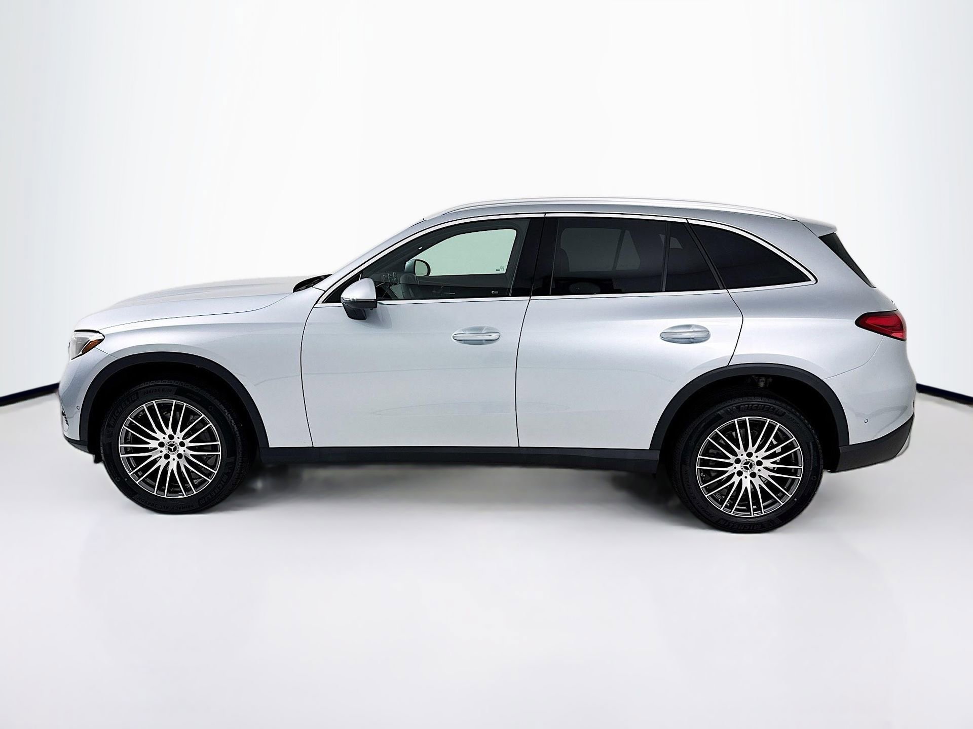 New 2026 Mercedes-Benz GLC 300 image 5