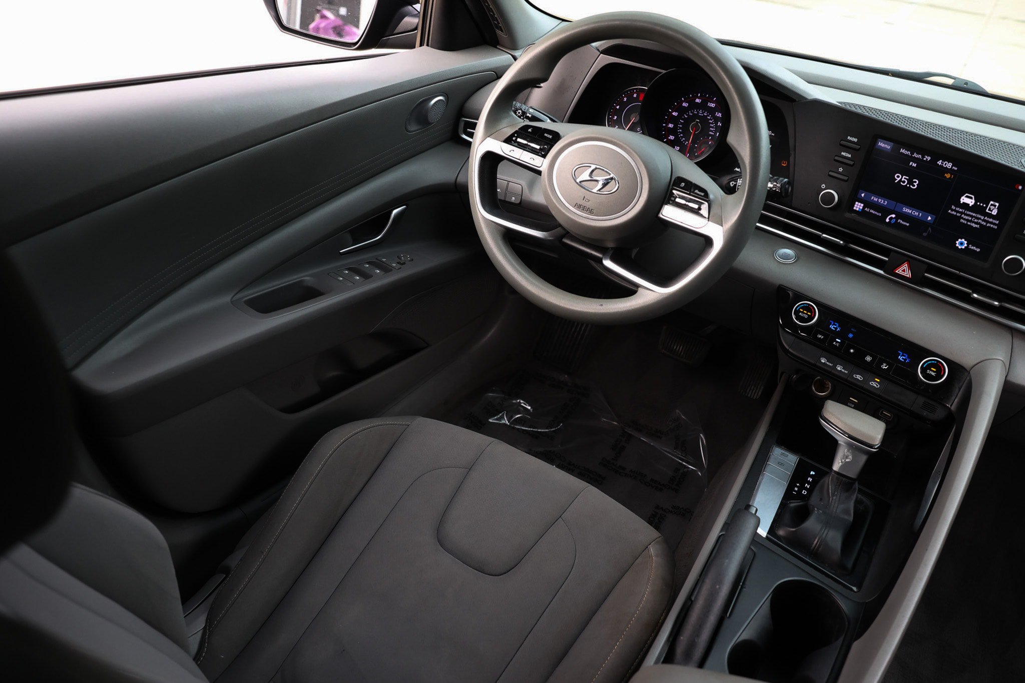Used 2021 Hyundai Elantra SEL FWD image 24