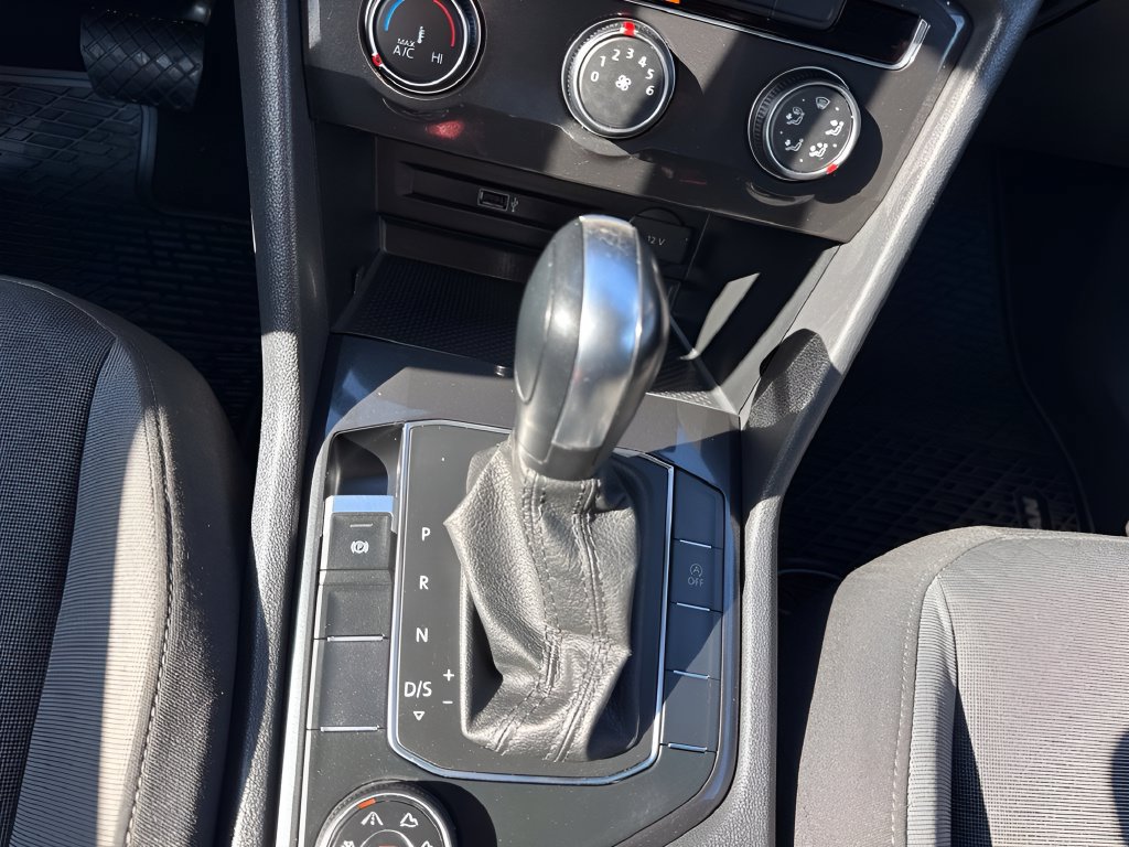 Used 2019 Volkswagen Tiguan S AWD/4WD image 12