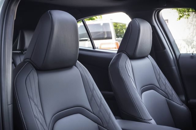Certified 2025 Lexus UX 300h FWD image 26