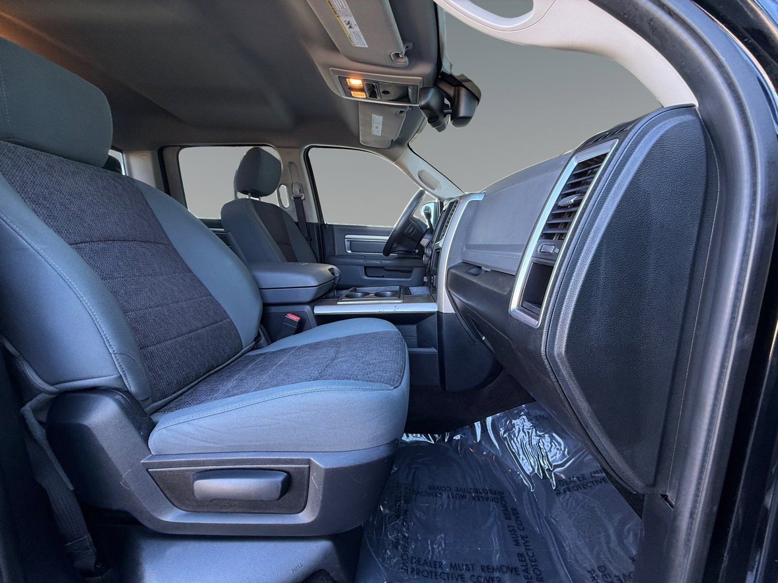 Used 2015 RAM 3500 Lone Star image 21