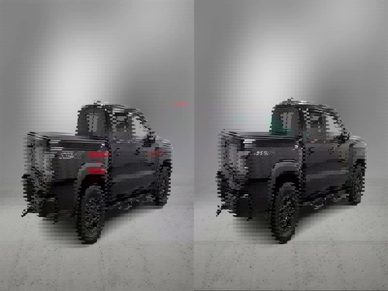 Used 2022 Nissan Frontier PRO-4X w/ Pro-4X Premium Package image 8