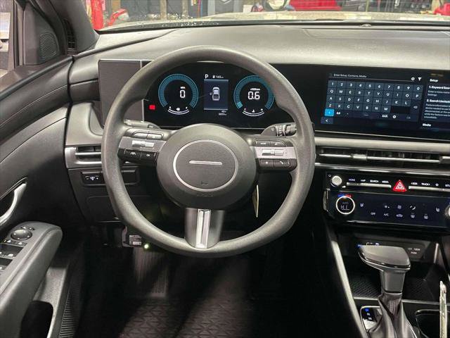 Certified 2026 Hyundai Santa Cruz SEL AWD/4WD image 14