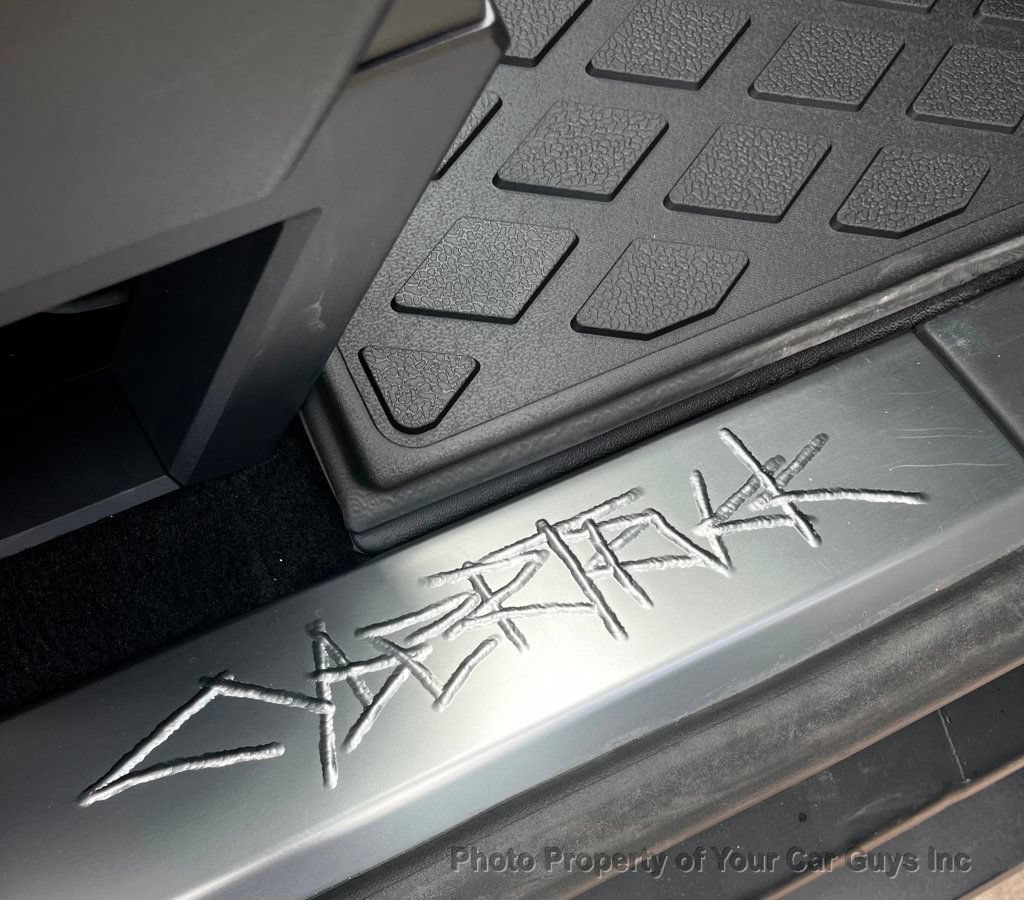 Used 2025 Tesla Cybertruck AWD Crew Cab image 31