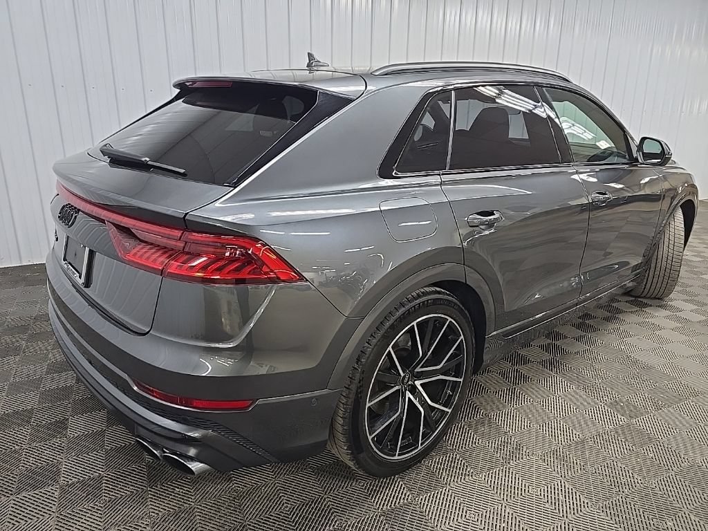 Used 2022 Audi SQ8 Prestige AWD/4WD image 10