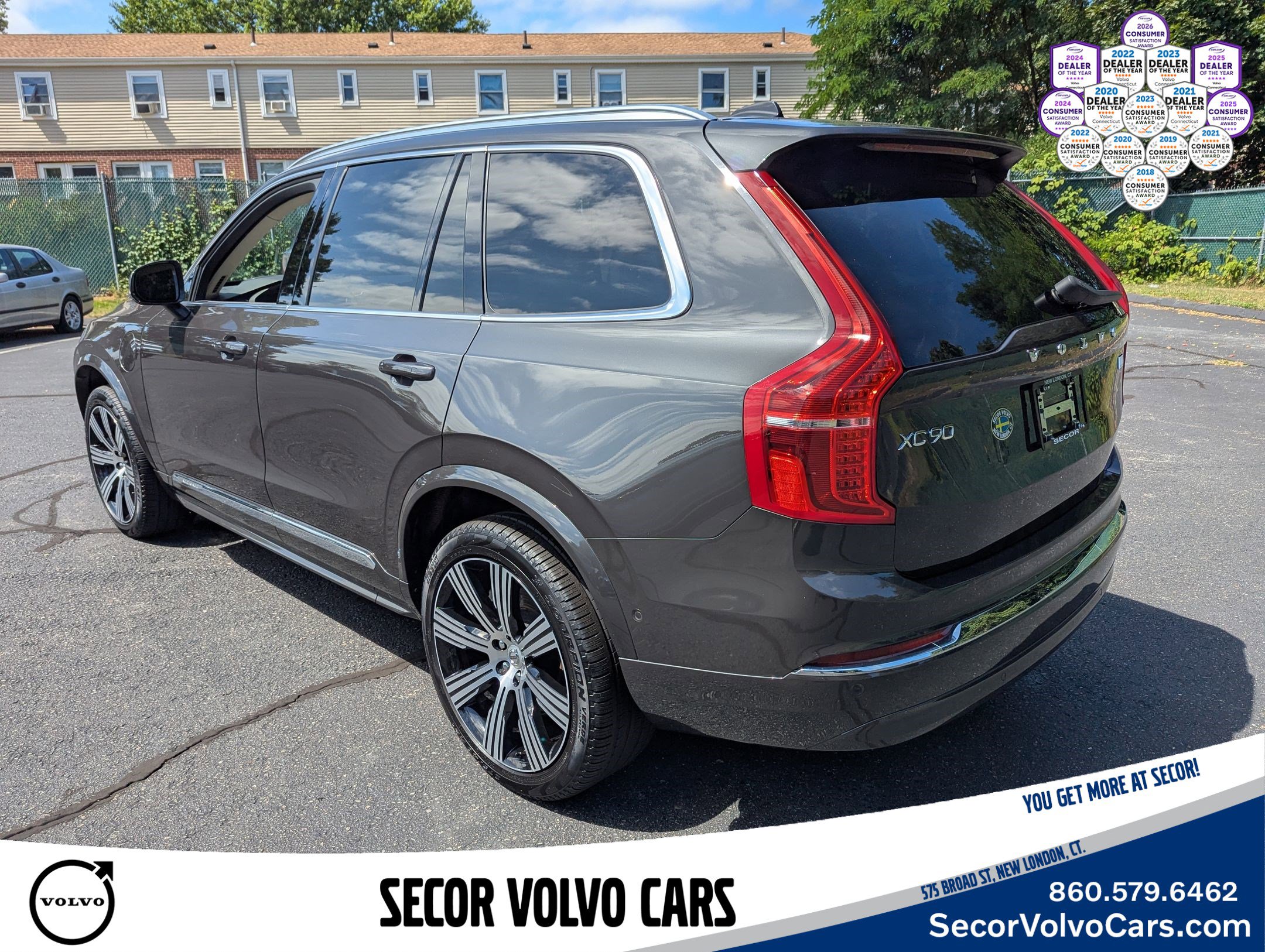 Certified 2024 Volvo XC90 T8 Ultimate image 5