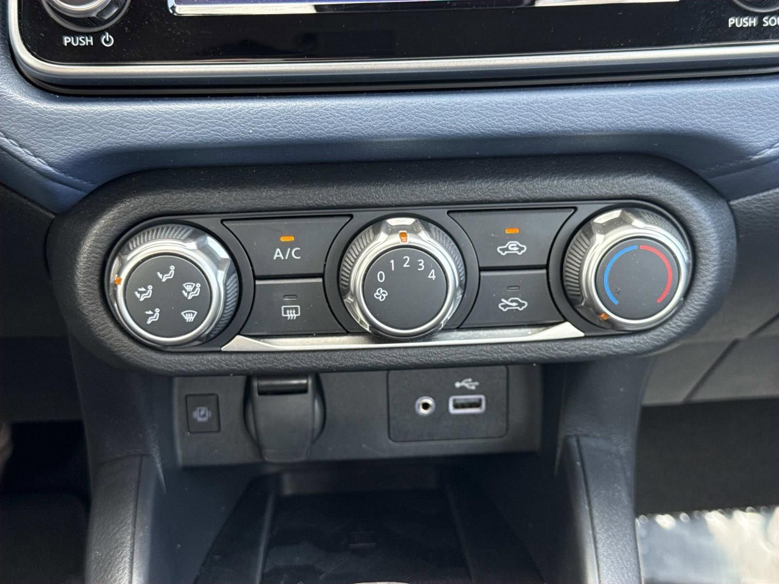 Certified 2025 Nissan Versa SV w/ Trunk Package image 11