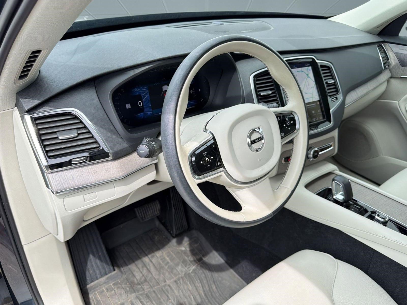 Certified 2024 Volvo XC90 B6 Plus w/ Protection Package Premier AWD/4WD image 4