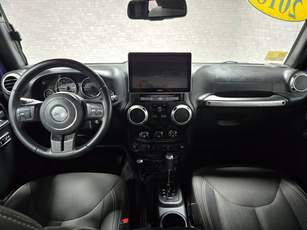 Used 2018 Jeep Wrangler Rubicon w/ Power Convenience Group AWD/4WD image 29