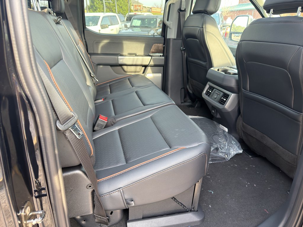 New 2026 Ford F250 Lariat w/ Lariat Premium Package AWD/4WD image 17