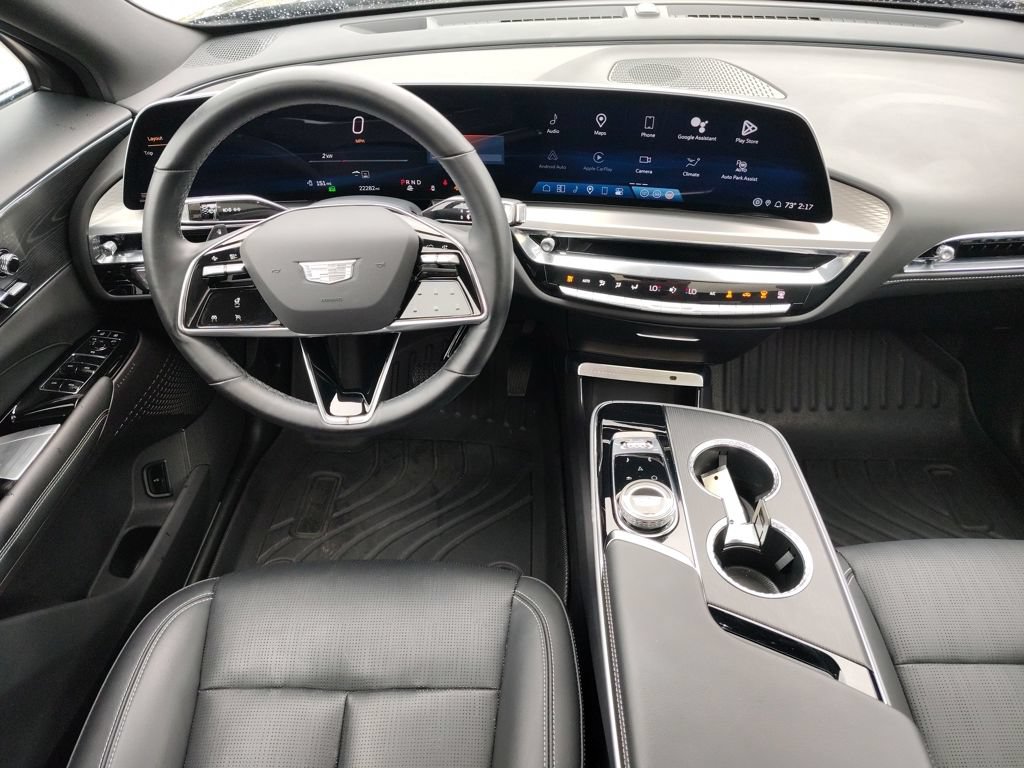 Used 2024 Cadillac Lyriq Sport AWD/4WD image 29