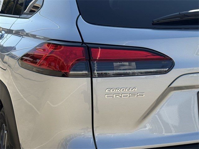 New 2026 Toyota Corolla Cross XLE w/ Convenience Package FWD image 6