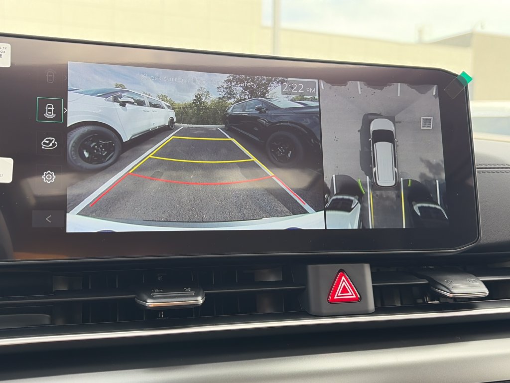 New 2027 Kia Carnival SX Prestige FWD image 21