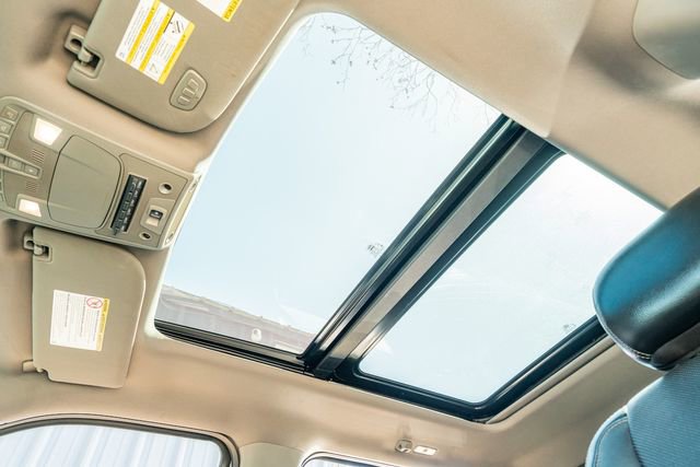 Used 2017 Ford F350 Lariat w/ Lariat Ultimate Package image 21