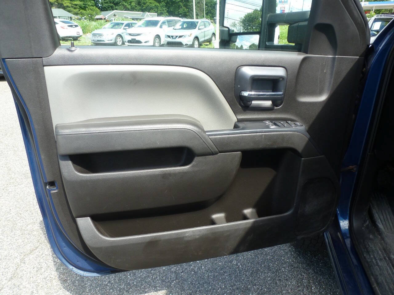 Used 2018 Chevrolet Silverado 2500 W/T w/ WT Convenience Package AWD/4WD image 30
