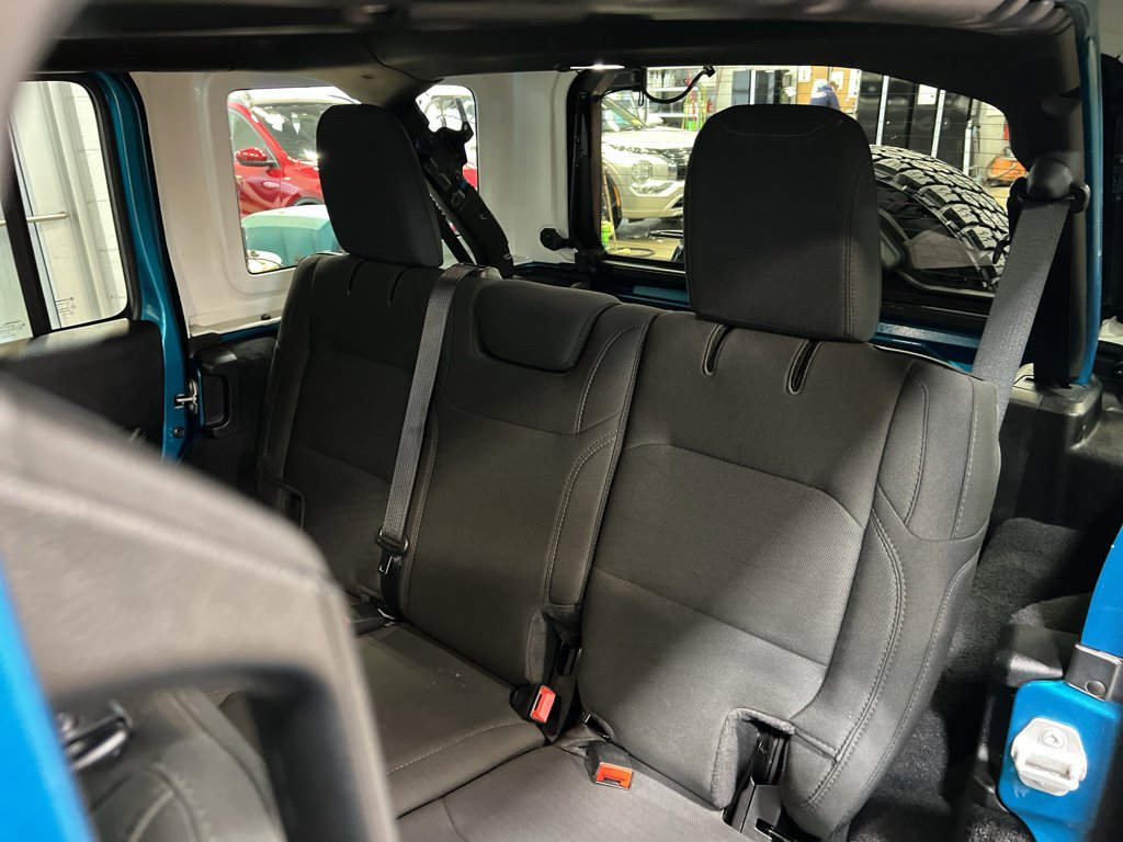 Used 2020 Jeep Wrangler Unlimited Sahara w/ LED Lighting Group image 36