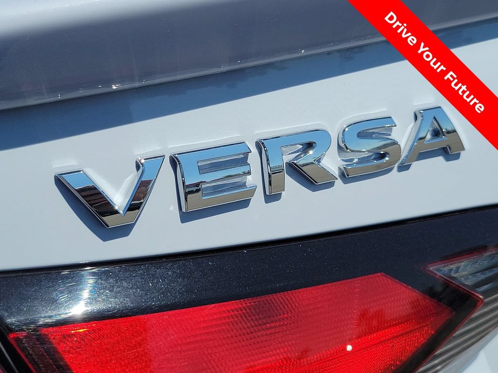 Certified 2025 Nissan Versa SR w/ Trunk Package FWD image 21