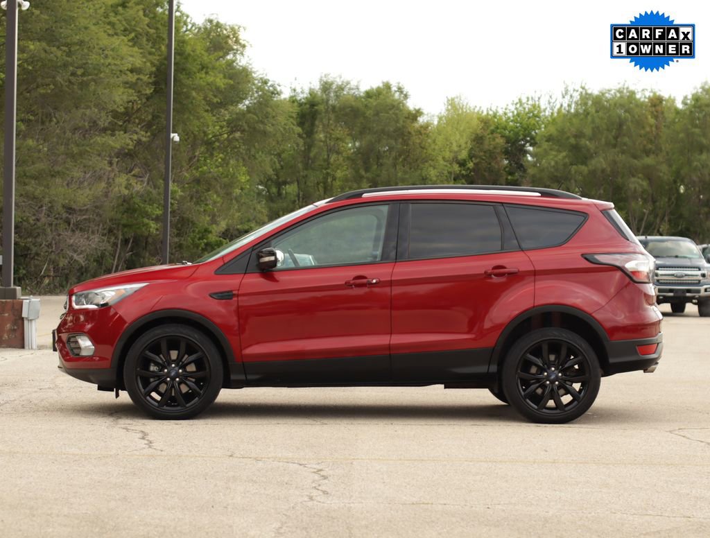 Used 2017 Ford Escape Titanium AWD/4WD image 4