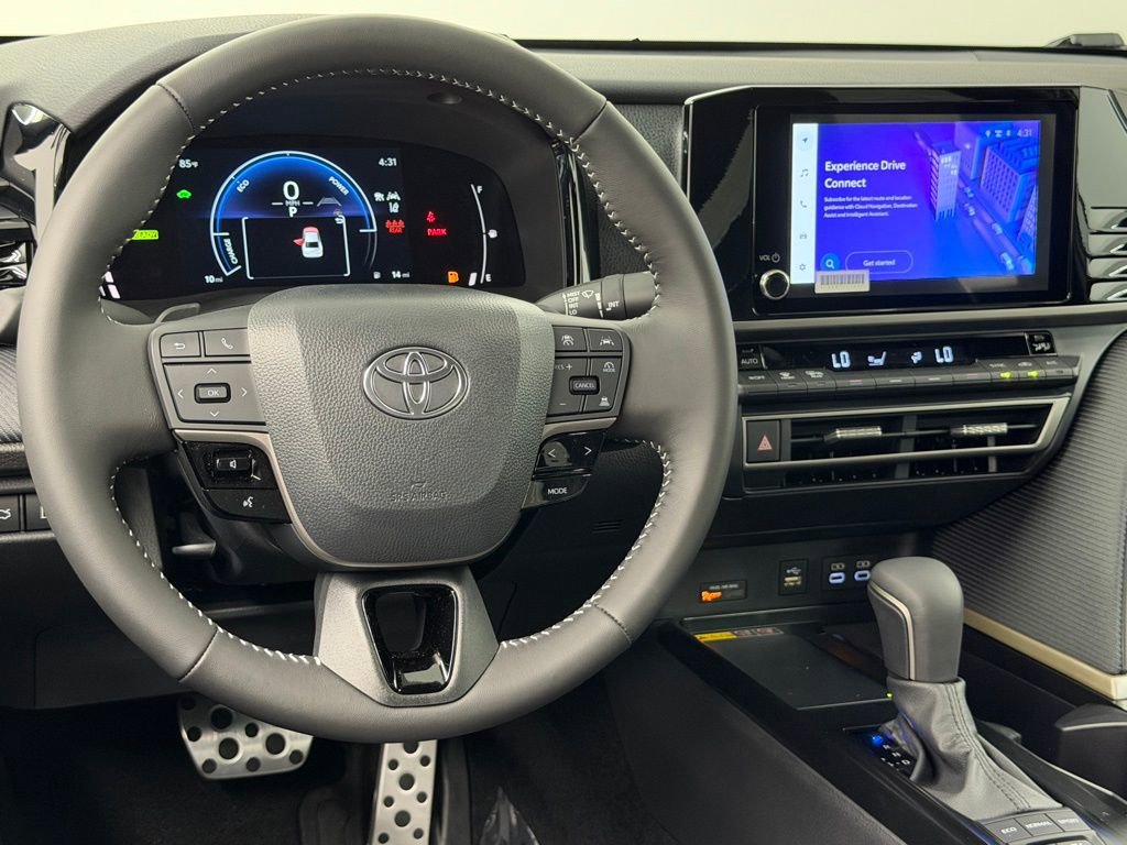 Used 2026 Toyota Camry SE image 33