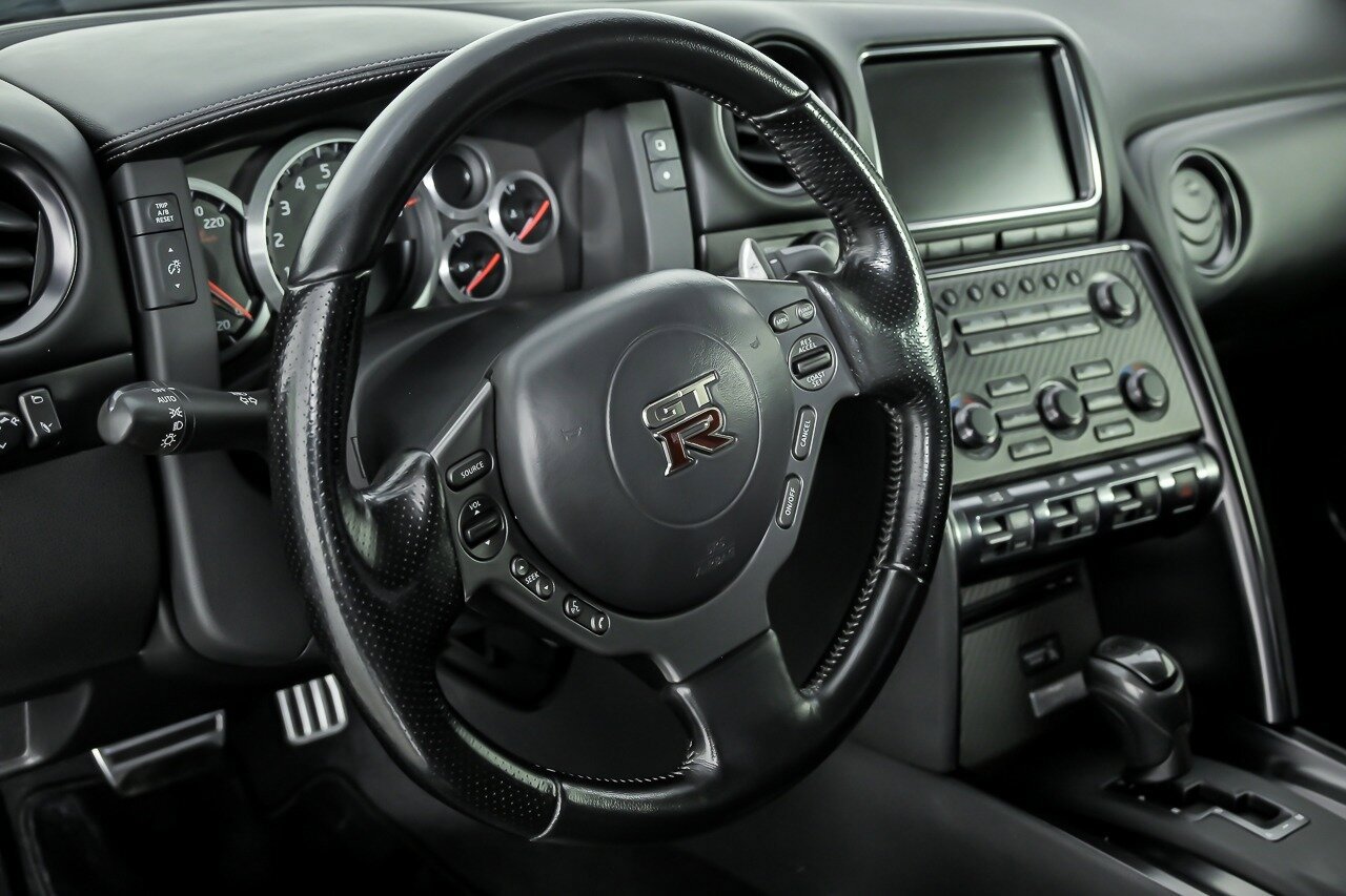 Used 2013 Nissan GT-R Premium AWD/4WD image 24