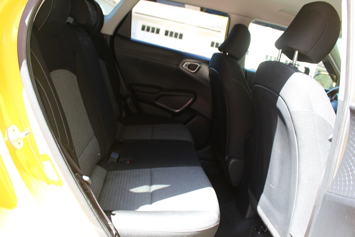 Used 2020 Kia Soul S FWD image 12