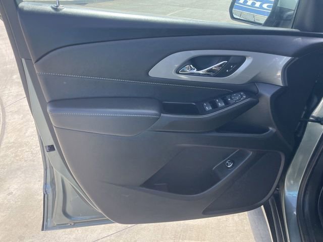 Used 2023 Chevrolet Traverse LT w/ LPO, Floor Liner Package image 21