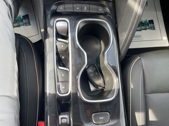 Used 2023 Buick Envision Essence image 38