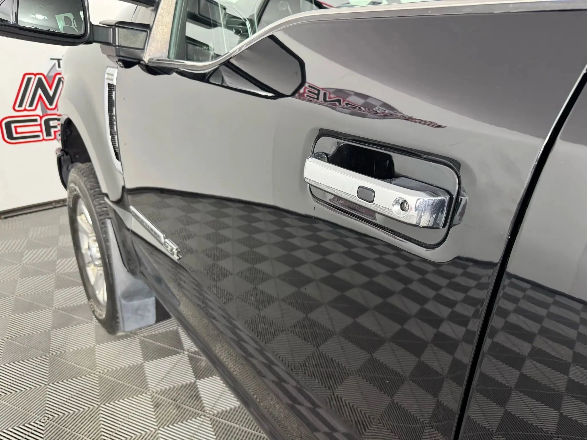 Used 2017 Ford F250 Platinum w/ Platinum Ultimate Package image 24